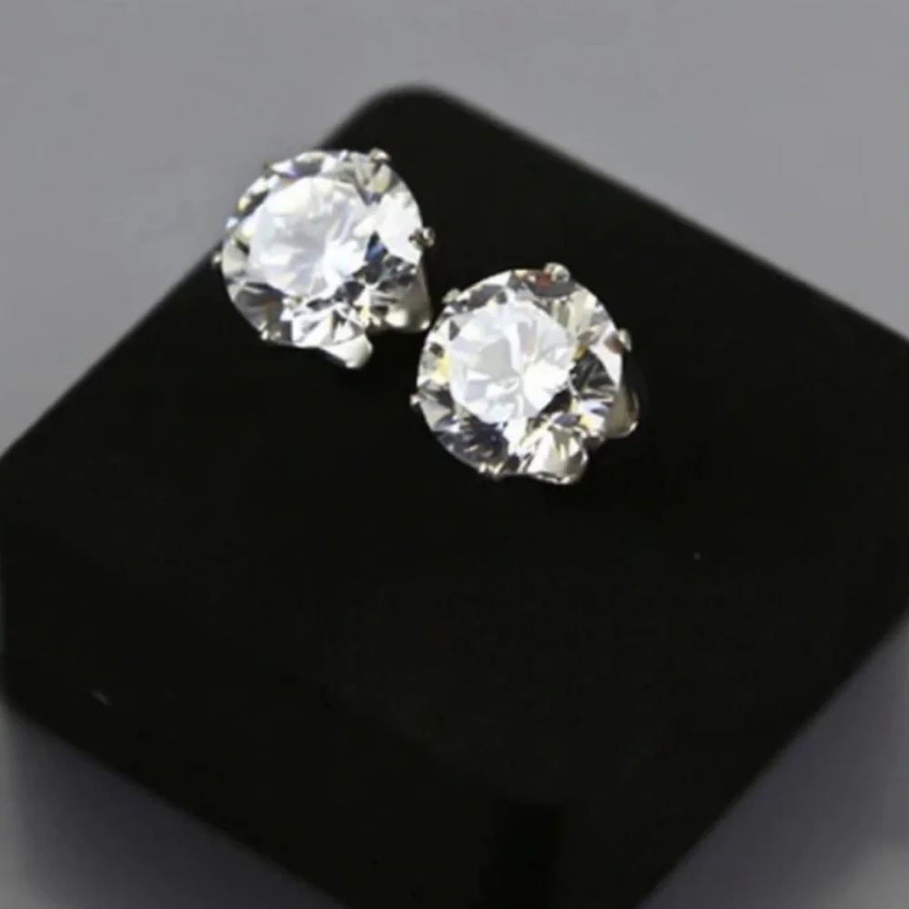 “2.5 CT” SILVER DIAMOND STUD EARRINGS, NICE EARRINGS, CUTE EARRINGS - Picture 4 of 4